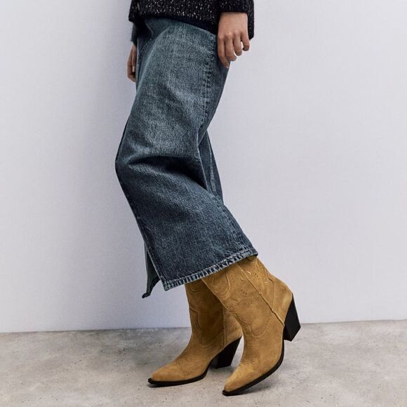 NWT Zara Embroidered Suede Boots - Picture 3 of 12